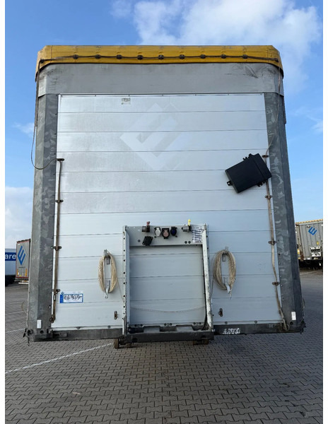 Schmitz Cargobull 2016 / 2017 XL COIL TRAILER SCB*S3T - Curtainsider semi-trailer: picture 3 Schmitz Cargobull 2016 / 2017 XL COIL TRAILER SCB*S3T - Curtainsider semi-trailer: picture 3