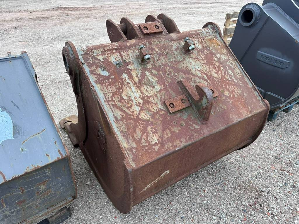 Volvo S 1 Tieflöffel - bucket 1.200 mm ca. 1.2 m³ - Excavator bucket: picture 5 Volvo S 1 Tieflöffel - bucket 1.200 mm ca. 1.2 m³ - Excavator bucket: picture 5