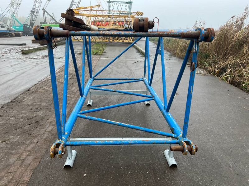 Liebherr HS843 - Truck mounted crane for Construction machinery: picture 3 Liebherr HS843 - Truck mounted crane for Construction machinery: picture 3