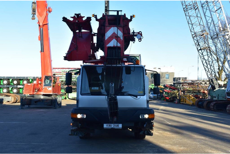 Liebherr LTM 1040-2.1 - All terrain crane: picture 3 Liebherr LTM 1040-2.1 - All terrain crane: picture 3