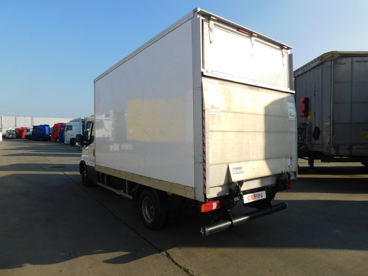 Iveco 35c16h30 - Closed box van: picture 4 Iveco 35c16h30 - Closed box van: picture 4