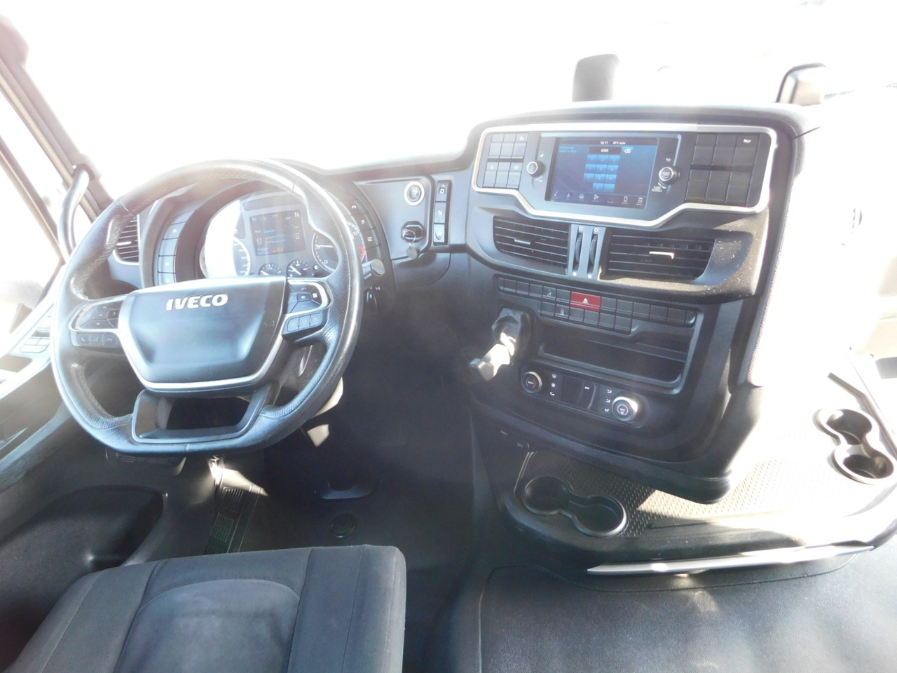 Iveco As440stp - Tractor unit: picture 5 Iveco As440stp - Tractor unit: picture 5