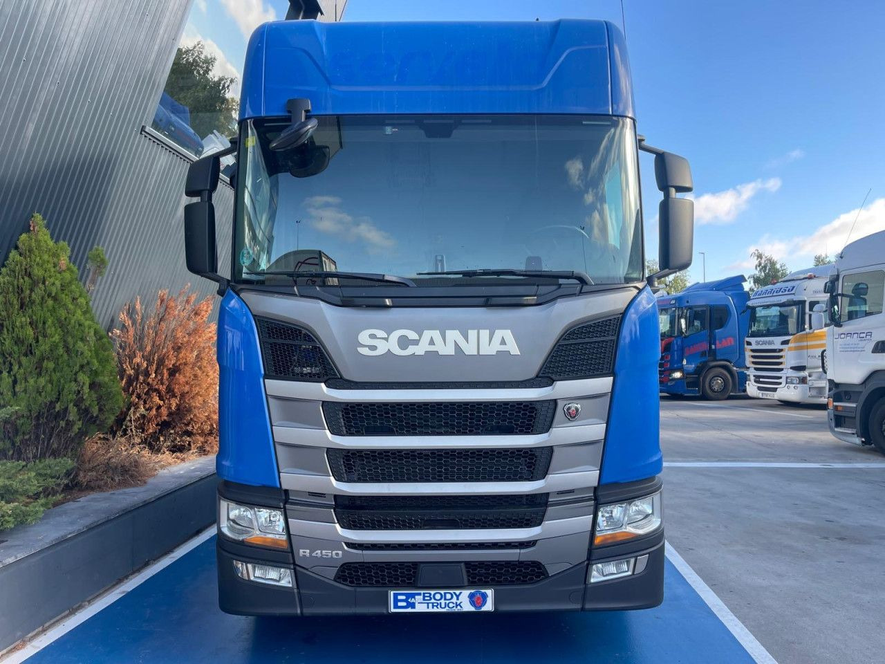 Tractor unit Scania R 450: picture 6