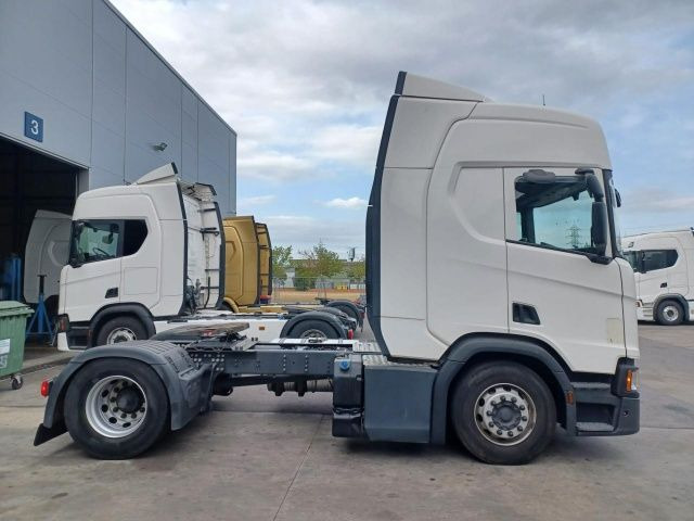 Scania R 450 - Tractor unit: picture 4 Scania R 450 - Tractor unit: picture 4