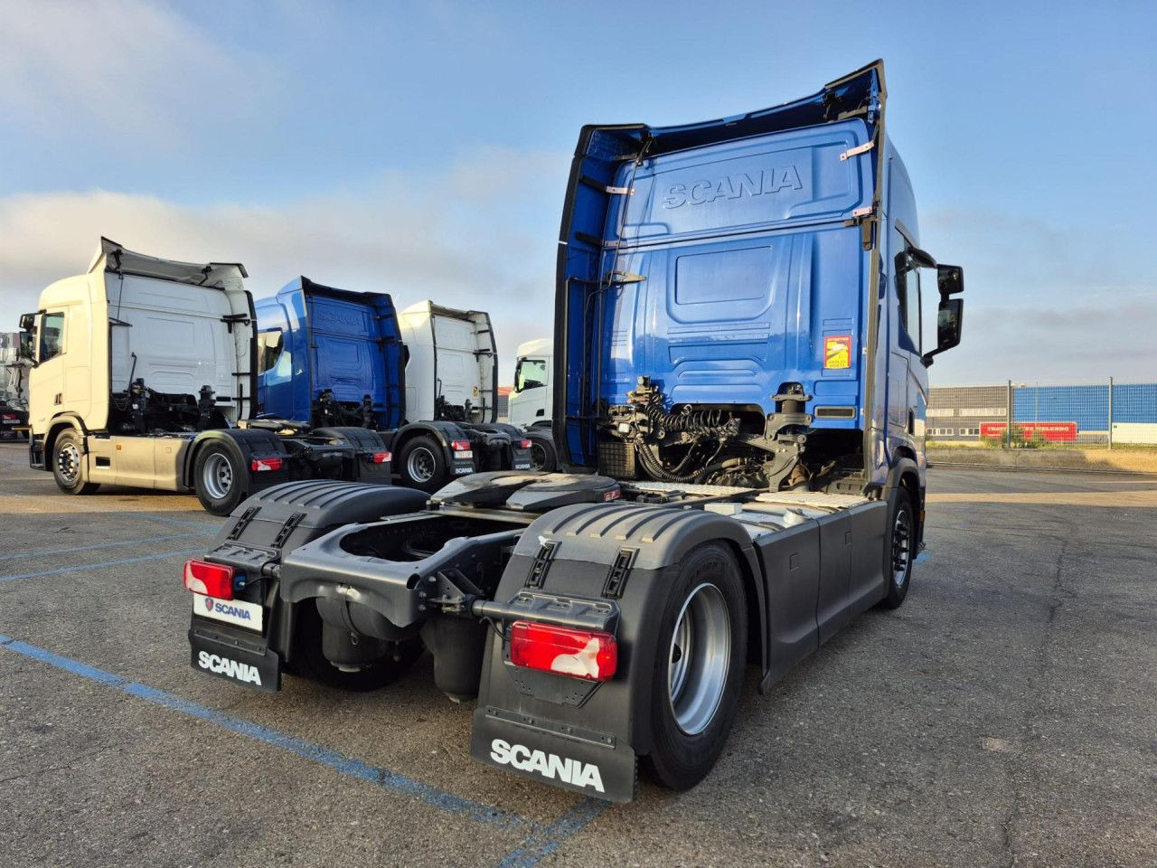 Scania R 450 - Tractor unit: picture 3 Scania R 450 - Tractor unit: picture 3