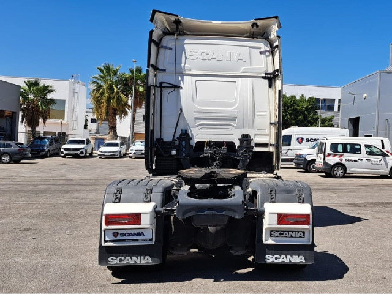 UVES01240207 - Tractor unit: picture 2 UVES01240207 - Tractor unit: picture 2