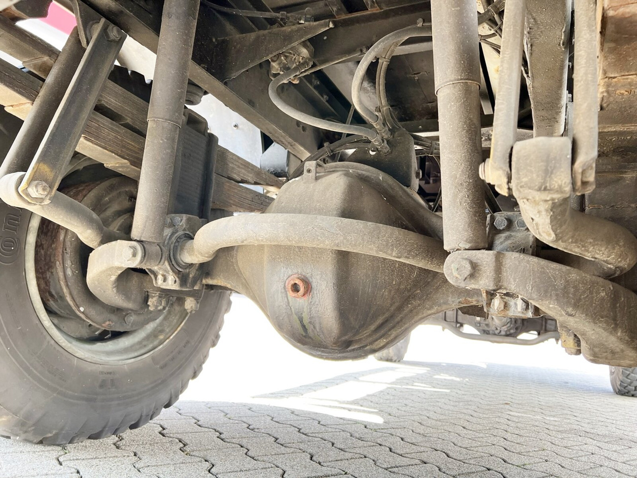 110-17 AW 4x4 110-17 AW 4x4, Ex-Bundeswehr, Küche - Curtainsider truck: picture 5 110-17 AW 4x4 110-17 AW 4x4, Ex-Bundeswehr, Küche - Curtainsider truck: picture 5