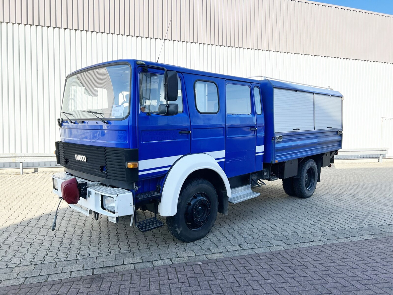 120-23 AW 4x4 Doka 120-23 AW 4x4 Doka, V8-Motor, Gerätewagen, Seilwinde - Fire truck: picture 1 120-23 AW 4x4 Doka 120-23 AW 4x4 Doka, V8-Motor, Gerätewagen, Seilwinde - Fire truck: picture 1