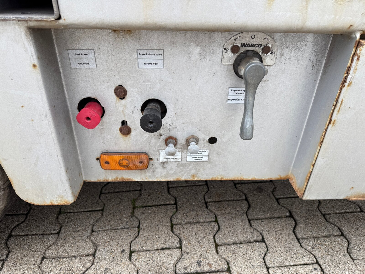 CYL 3 CYL 3, mit Lift-/Lenkachse, faltbare Rampen - Low loader semi-trailer: picture 5 CYL 3 CYL 3, mit Lift-/Lenkachse, faltbare Rampen - Low loader semi-trailer: picture 5