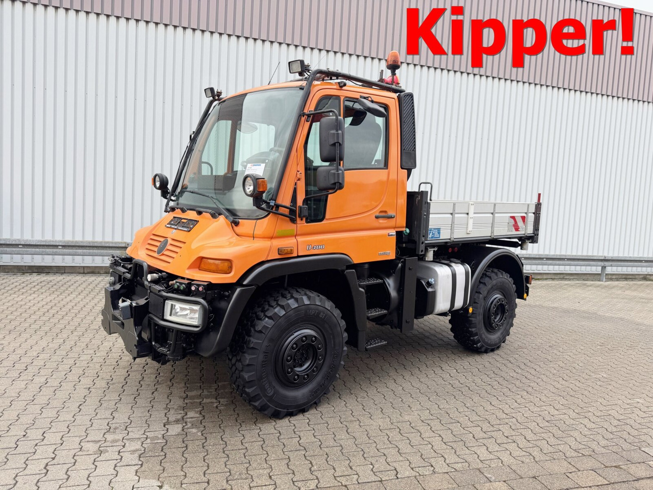 Unimog U 400 405/12 4x4 U 400 405/12 4x4, Kipper, Kommunalhydraulik, VarioPilot, Zapfwelle - Commercial vehicle: picture 1 Unimog U 400 405/12 4x4 U 400 405/12 4x4, Kipper, Kommunalhydraulik, VarioPilot, Zapfwelle - Commercial vehicle: picture 1