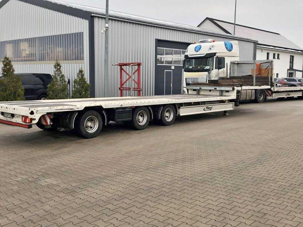 Fliegl SDS 390 SDS 390, 3x VORHANDEN! - Low loader semi-trailer: picture 5 Fliegl SDS 390 SDS 390, 3x VORHANDEN! - Low loader semi-trailer: picture 5