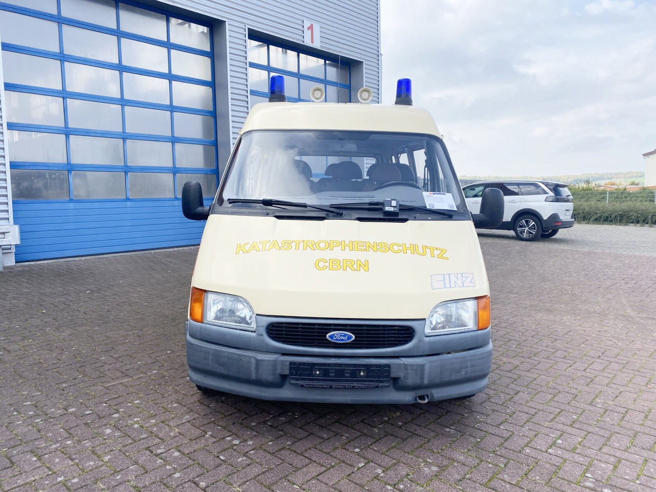 Ford Transit 2.5 4x2 Transit 2.5 4x2, Personentransporter, 8 Sitze leasing Ford Transit 2.5 4x2 Transit 2.5 4x2, Personentransporter, 8 Sitze: picture 7 Ford Transit 2.5 4x2 Transit 2.5 4x2, Personentransporter, 8 Sitze leasing Ford Transit 2.5 4x2 Transit 2.5 4x2, Personentransporter, 8 Sitze: picture 7