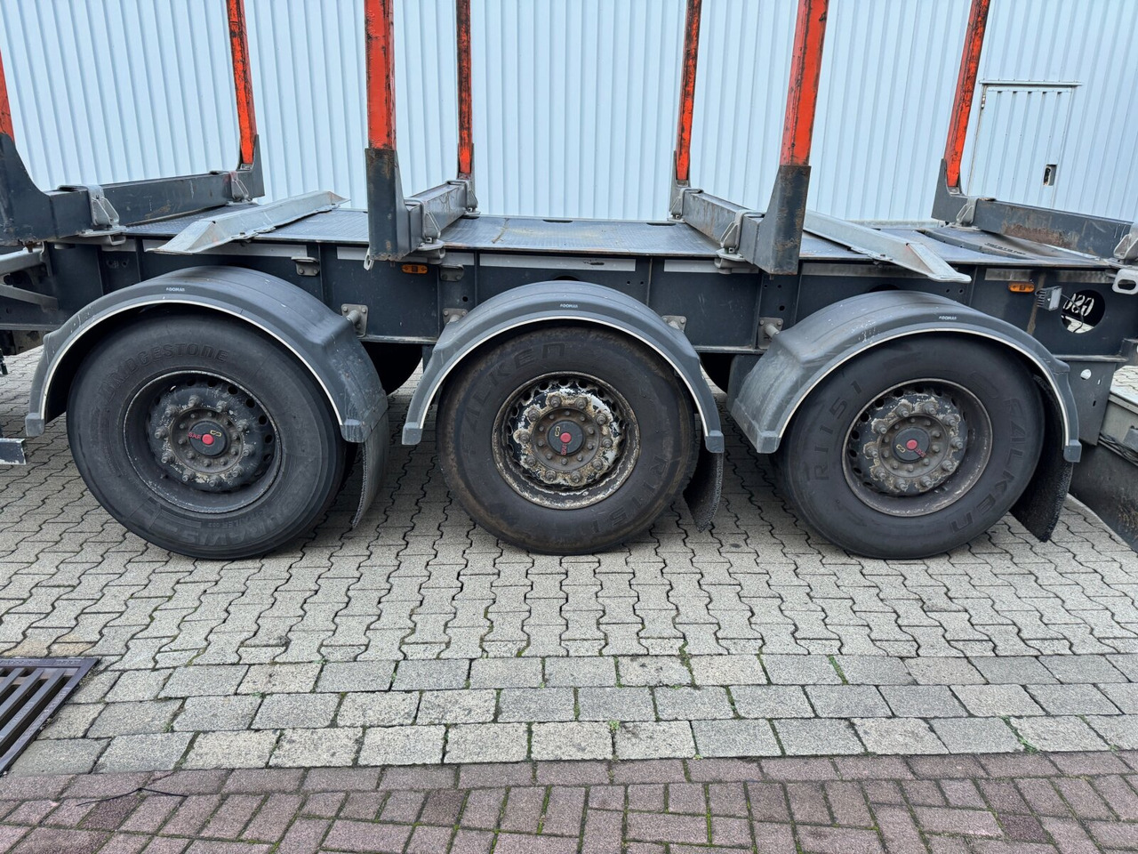 GSODAM GSTB3SL Holzauflieger GSODAM GSTB3SL Holzauflieger, Liftachse - Timber semi-trailer: picture 2 GSODAM GSTB3SL Holzauflieger GSODAM GSTB3SL Holzauflieger, Liftachse - Timber semi-trailer: picture 2