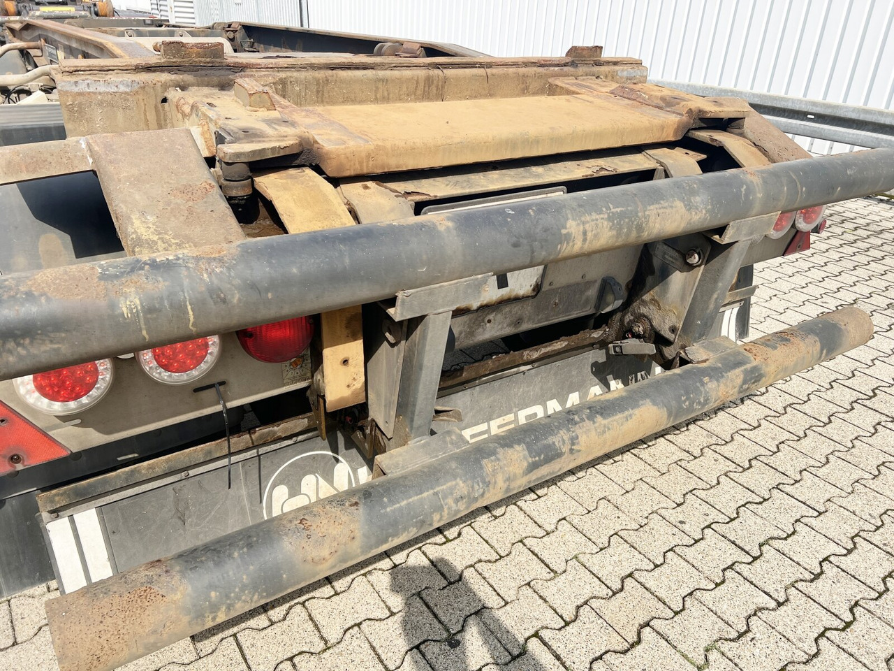 HSA 18.65 Schlittenabroller HSA 18.65 Schlittenabroller - Roll-off/ Skip trailer: picture 2 HSA 18.65 Schlittenabroller HSA 18.65 Schlittenabroller - Roll-off/ Skip trailer: picture 2