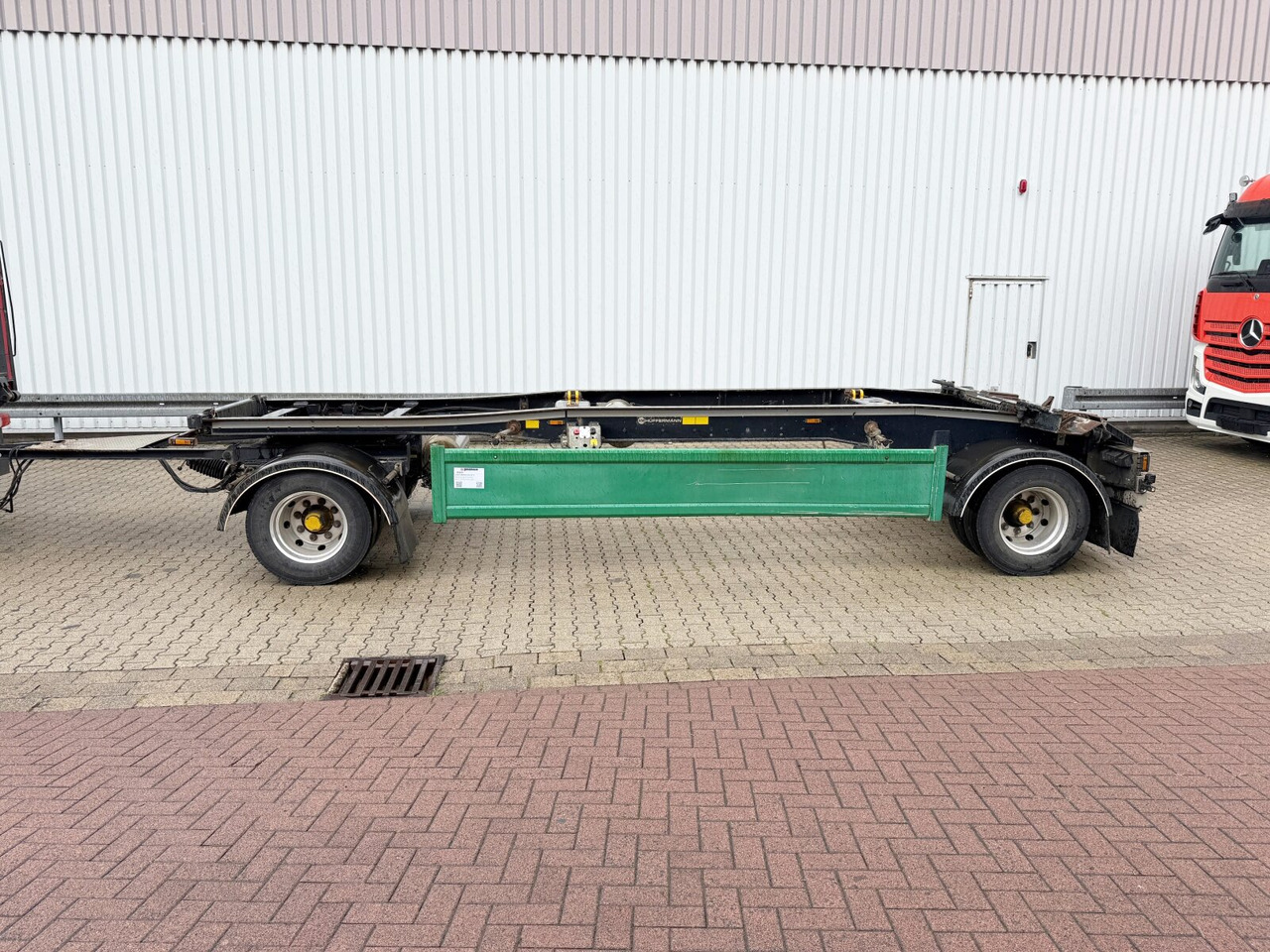 HSA 18.70 HSA 18.70 Schlittenabroller - Roll-off/ Skip trailer: picture 5 HSA 18.70 HSA 18.70 Schlittenabroller - Roll-off/ Skip trailer: picture 5