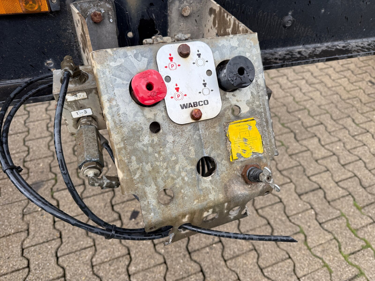 HSA 18.70 HSA 18.70 Schlittenabroller - Roll-off/ Skip trailer: picture 2 HSA 18.70 HSA 18.70 Schlittenabroller - Roll-off/ Skip trailer: picture 2