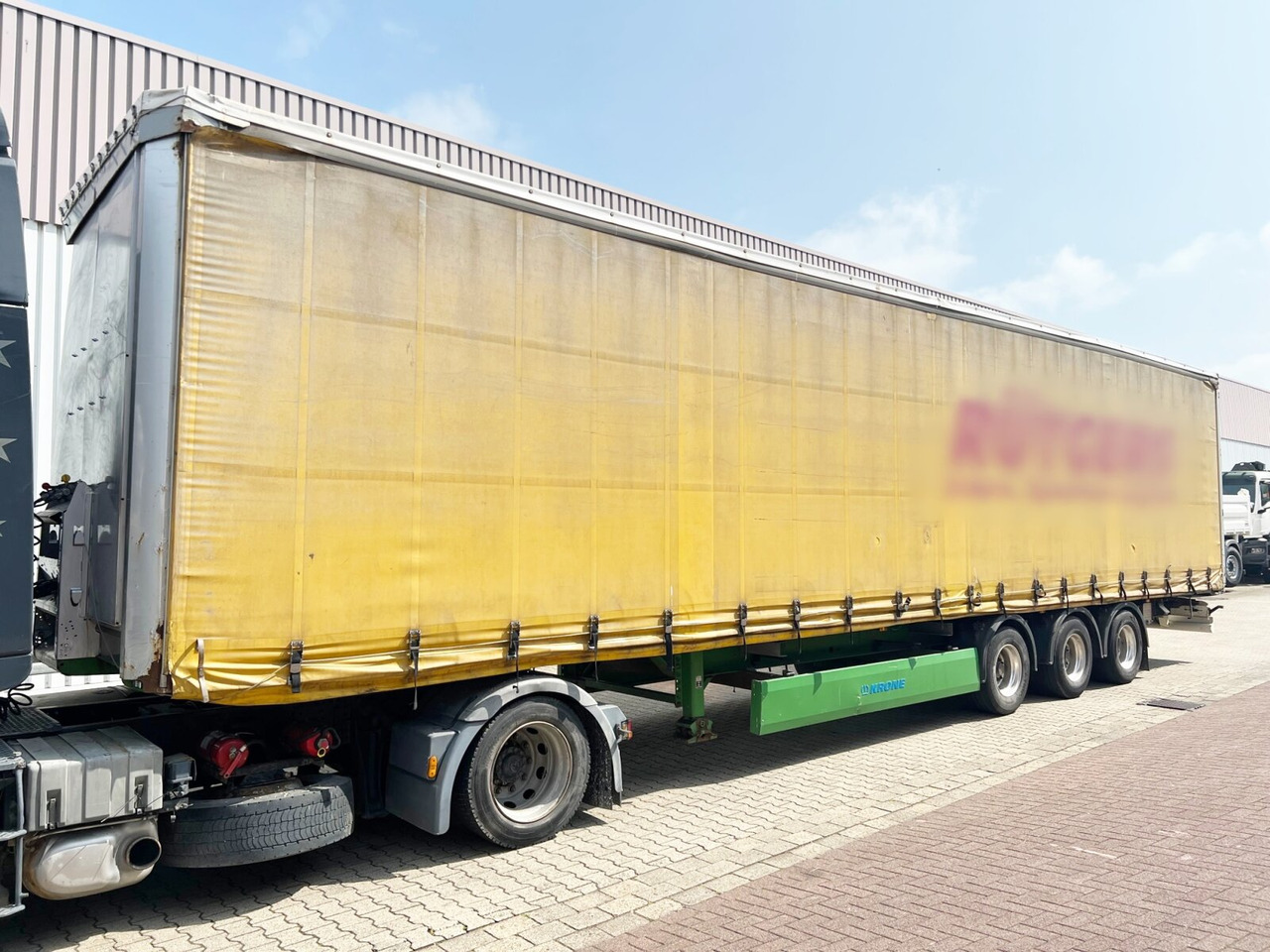 Krone SDP 27 eLCUQ-CS SDP 27 eLCUQ-CS, Coilmulde, Edscha-Verdeck, Hubdach, ca. 93m³ - Curtainsider semi-trailer: picture 1 Krone SDP 27 eLCUQ-CS SDP 27 eLCUQ-CS, Coilmulde, Edscha-Verdeck, Hubdach, ca. 93m³ - Curtainsider semi-trailer: picture 1