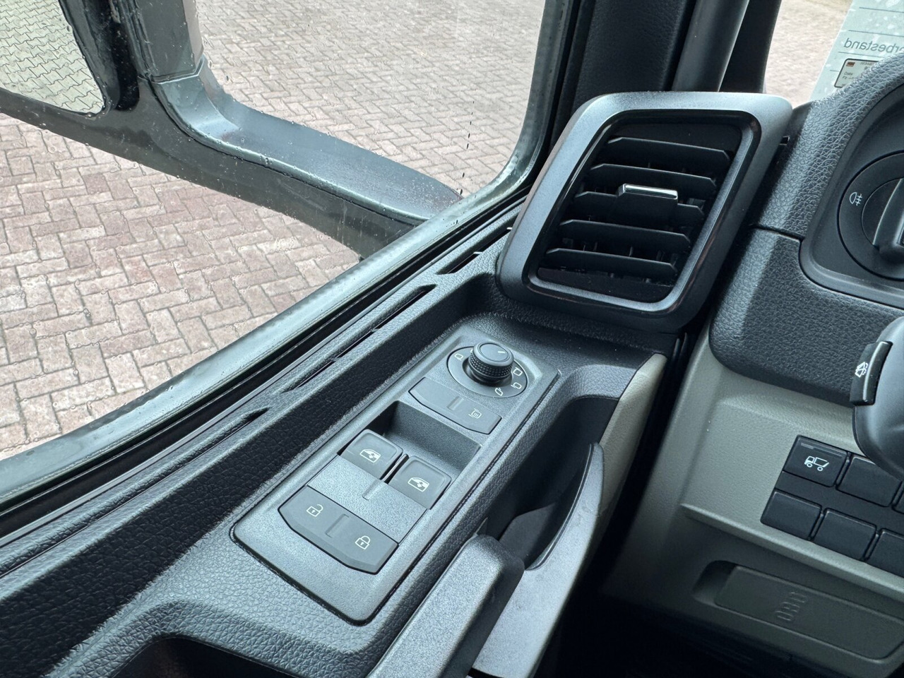 New Hook lift truck MAN TGL 8.160 4x2 BL CH TGL 8.160 4x2 BL CH, City-Abroller: picture 6 New Hook lift truck MAN TGL 8.160 4x2 BL CH TGL 8.160 4x2 BL CH, City-Abroller: picture 6