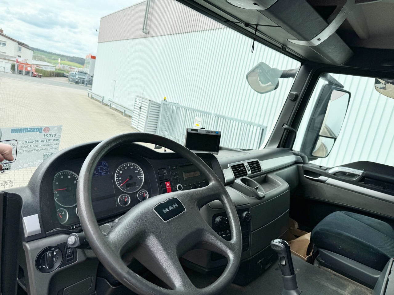 Dropside/ Flatbed truck MAN TGS 18.320 4X4 BL TGS 18.320 4X4 BL, Getränkekoffer, LBW MBB, 2x AHK: picture 6