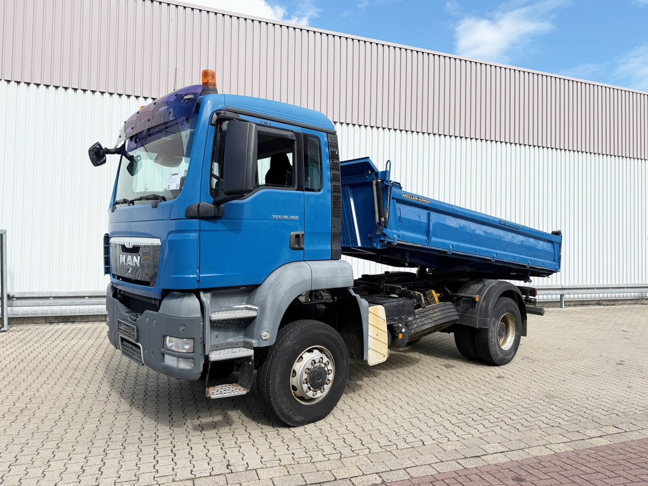 MAN TGS 18.360 4x4 BB TGS 18.360 4x4 BB - Tipper: picture 1 MAN TGS 18.360 4x4 BB TGS 18.360 4x4 BB - Tipper: picture 1
