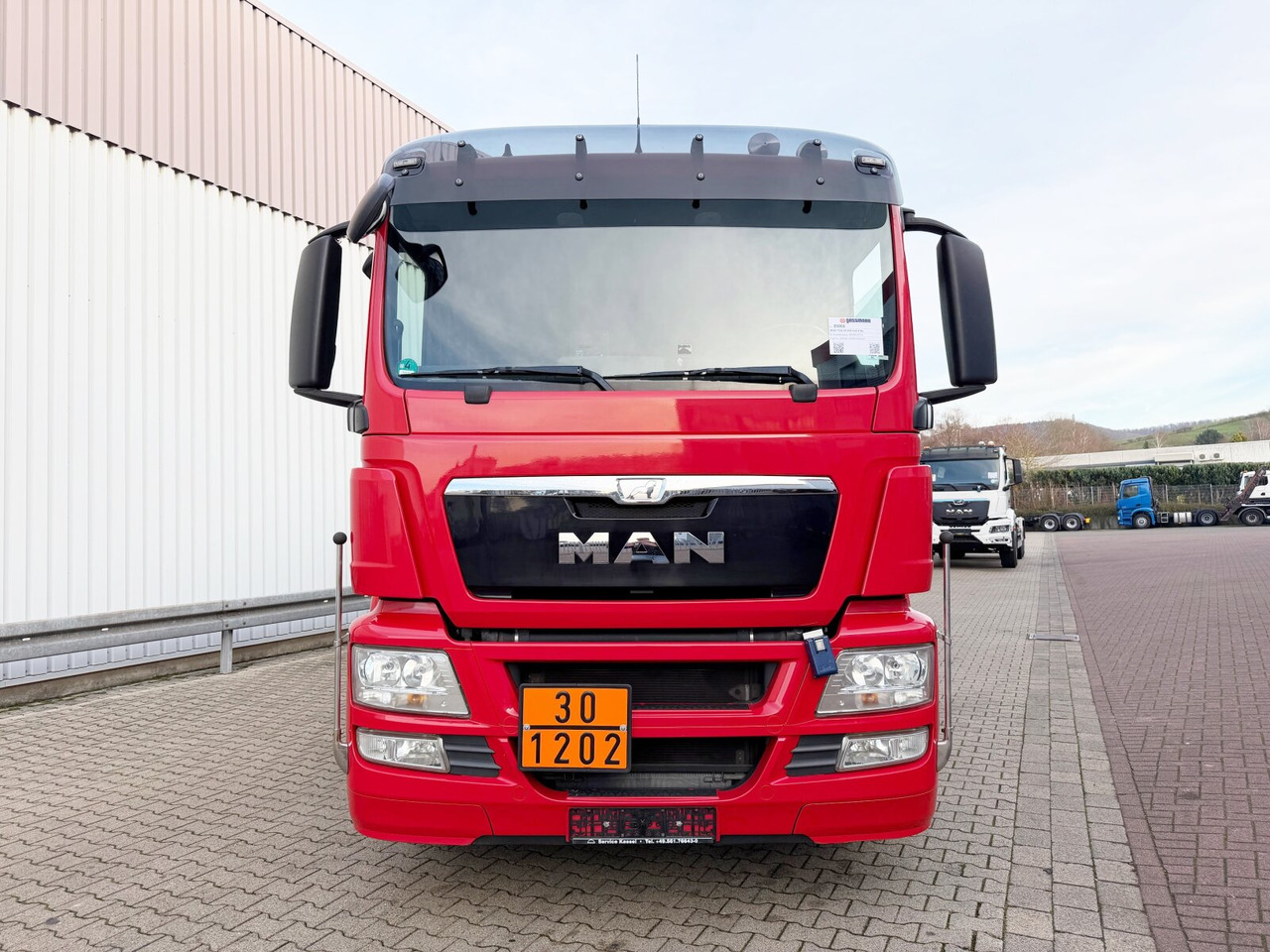 MAN TGS 26.400 6x2-4 LL TGS 26.400 6x2-4 LL, Lenk-/Lift, Navi, ADR, Esterer Tank ca. 19270l, 2 Kammern, Funk leasing MAN TGS 26.400 6x2-4 LL TGS 26.400 6x2-4 LL, Lenk-/Lift, Navi, ADR, Esterer Tank ca. 19270l, 2 Kammern, Funk: picture 8