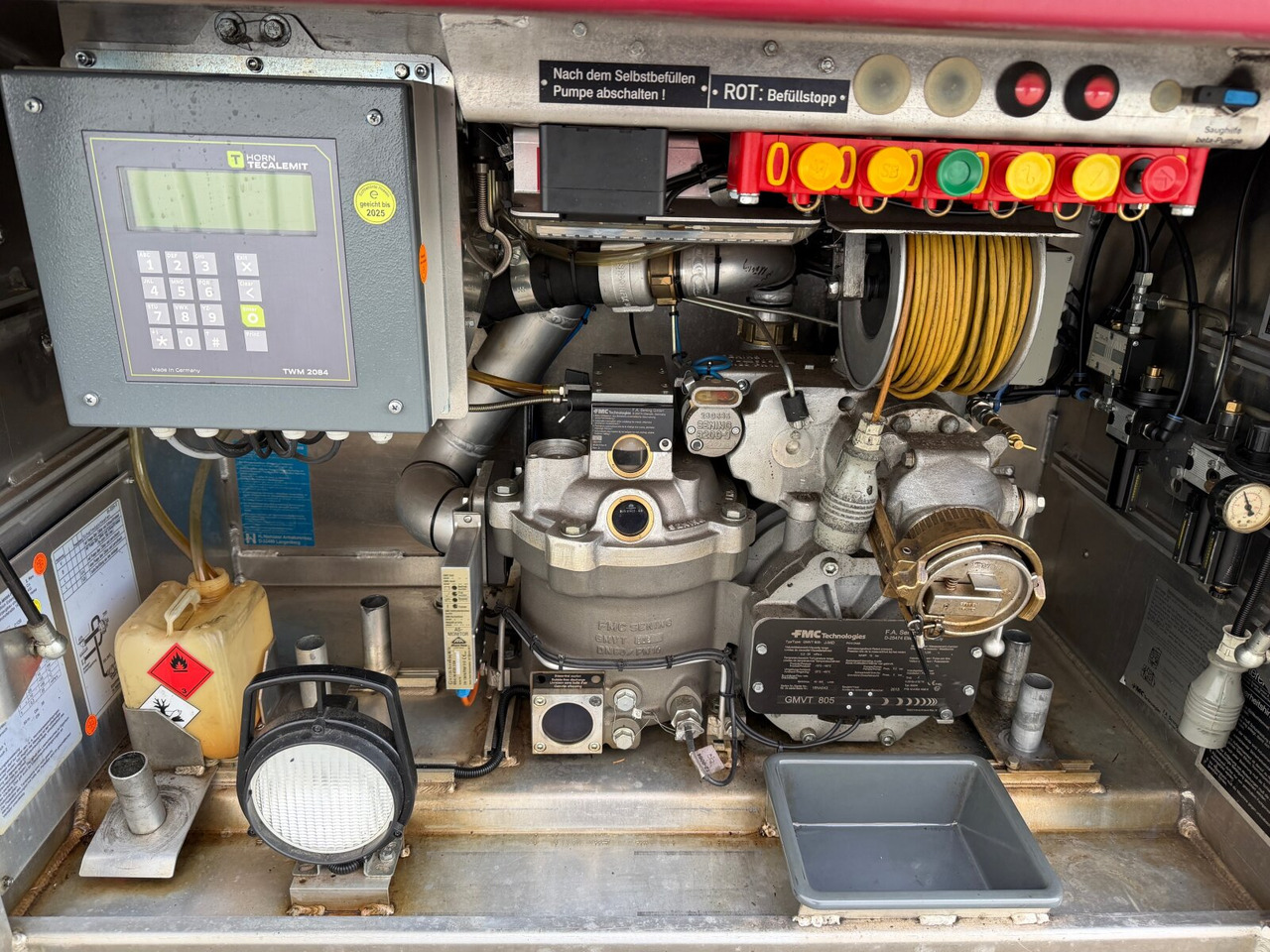 MAN TGS 26.400 6x2-4 LL TGS 26.400 6x2-4 LL, Lenk-/Lift, Navi, ADR, Esterer Tank ca. 19270l, 2 Kammern, Funk leasing MAN TGS 26.400 6x2-4 LL TGS 26.400 6x2-4 LL, Lenk-/Lift, Navi, ADR, Esterer Tank ca. 19270l, 2 Kammern, Funk: picture 11