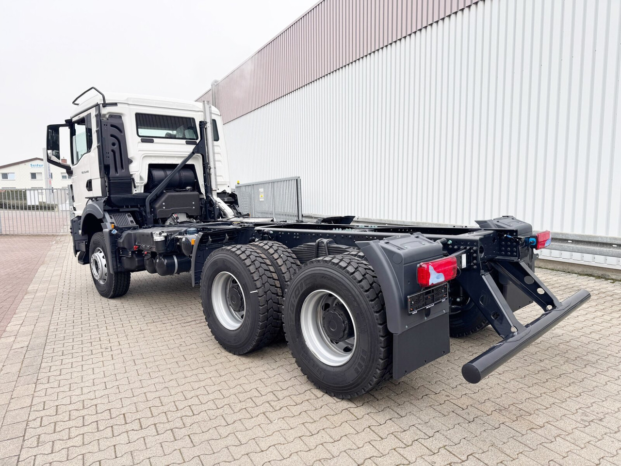 New Cab chassis truck MAN TGS 33.440 6x4 BB TGS 33.440 6x4 BB: picture 11