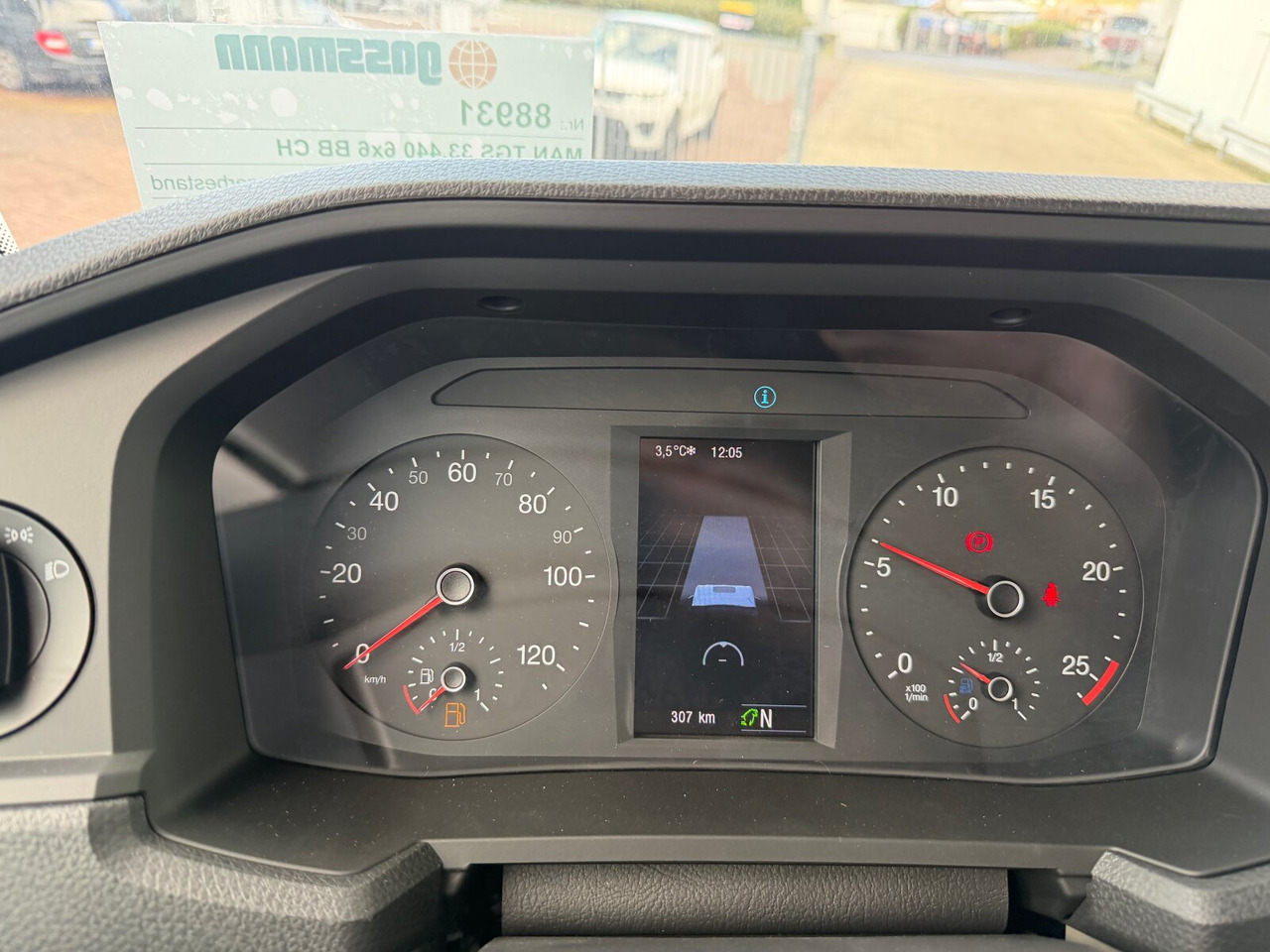 MAN TGS 33.440 6x6 BB CH TGS 33.440 6x6 BB CH, Hohe Bauart, Nebenantrieb - Cab chassis truck: picture 2 MAN TGS 33.440 6x6 BB CH TGS 33.440 6x6 BB CH, Hohe Bauart, Nebenantrieb - Cab chassis truck: picture 2