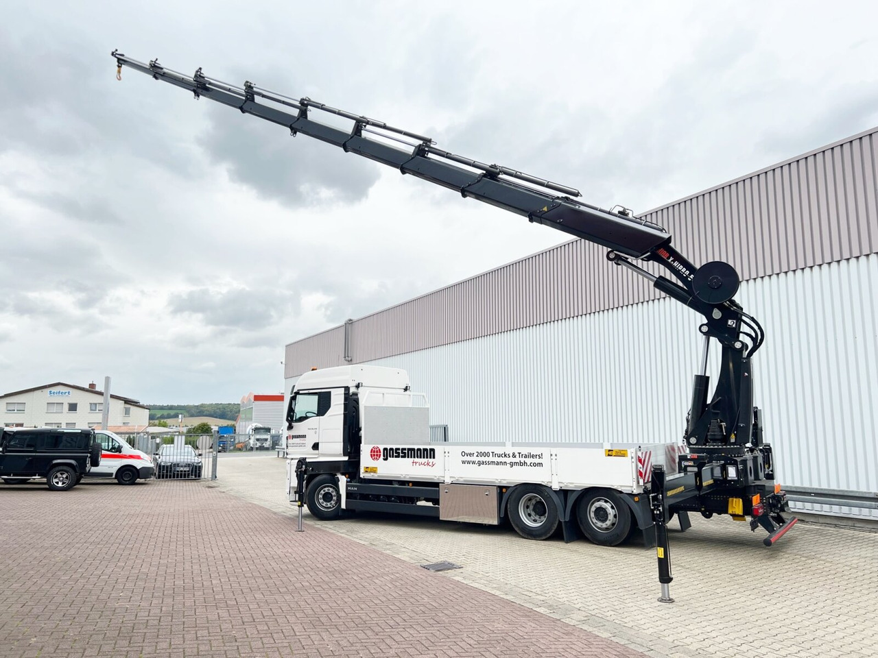 MAN TGX 26.510 6x2-4 LL CH TGX 26.510 6x2-4 LL, Kran Hiab X-HiPro 548 E-8, Lenk-/Liftachse, TwistLock 20Fuß, Funk, Retarder leasing MAN TGX 26.510 6x2-4 LL CH TGX 26.510 6x2-4 LL, Kran Hiab X-HiPro 548 E-8, Lenk-/Liftachse, TwistLock 20Fuß, Funk, Retarder: picture 8 MAN TGX 26.510 6x2-4 LL CH TGX 26.510 6x2-4 LL, Kran Hiab X-HiPro 548 E-8, Lenk-/Liftachse, TwistLock 20Fuß, Funk, Retarder leasing MAN TGX 26.510 6x2-4 LL CH TGX 26.510 6x2-4 LL, Kran Hiab X-HiPro 548 E-8, Lenk-/Liftachse, TwistLock 20Fuß, Funk, Retarder: picture 8
