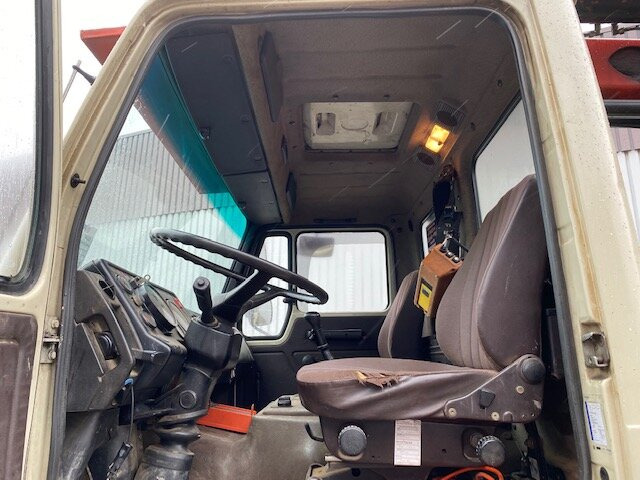 Mercedes-Benz 2635 6x4 2635 6x4, V8, Heckkran Palfinger PK 28000, Funk, 28,5m-280kg - Crane truck, Dropside/ Flatbed truck: picture 5 Mercedes-Benz 2635 6x4 2635 6x4, V8, Heckkran Palfinger PK 28000, Funk, 28,5m-280kg - Crane truck, Dropside/ Flatbed truck: picture 5