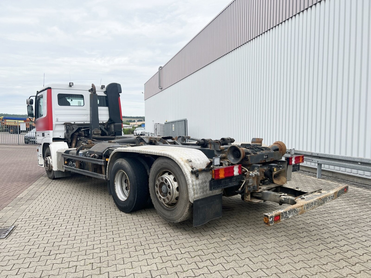 Mercedes-Benz Actros 2546 L 6x2 Actros 2546 L 6x2/48, Lift-/Lenkachse, RK 20.70 bis 7 m Container leasing Mercedes-Benz Actros 2546 L 6x2 Actros 2546 L 6x2/48, Lift-/Lenkachse, RK 20.70 bis 7 m Container: picture 11 Mercedes-Benz Actros 2546 L 6x2 Actros 2546 L 6x2/48, Lift-/Lenkachse, RK 20.70 bis 7 m Container leasing Mercedes-Benz Actros 2546 L 6x2 Actros 2546 L 6x2/48, Lift-/Lenkachse, RK 20.70 bis 7 m Container: picture 11
