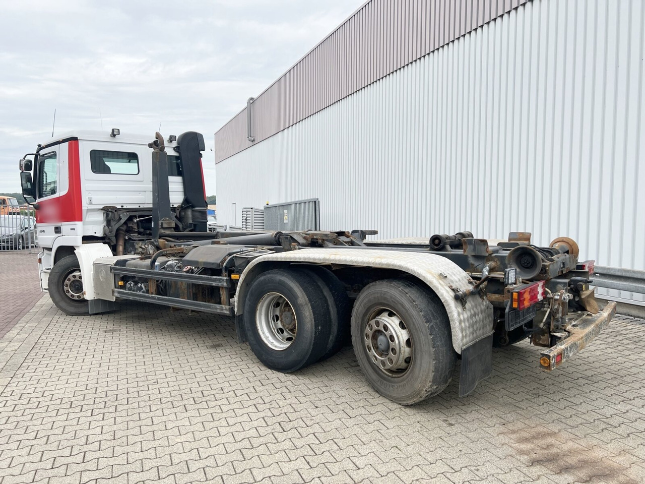 Mercedes-Benz Actros 2546 L 6x2 Actros 2546 L 6x2/48, Lift-/Lenkachse, RK 20.70 bis 7 m Container leasing Mercedes-Benz Actros 2546 L 6x2 Actros 2546 L 6x2/48, Lift-/Lenkachse, RK 20.70 bis 7 m Container: picture 12 Mercedes-Benz Actros 2546 L 6x2 Actros 2546 L 6x2/48, Lift-/Lenkachse, RK 20.70 bis 7 m Container leasing Mercedes-Benz Actros 2546 L 6x2 Actros 2546 L 6x2/48, Lift-/Lenkachse, RK 20.70 bis 7 m Container: picture 12