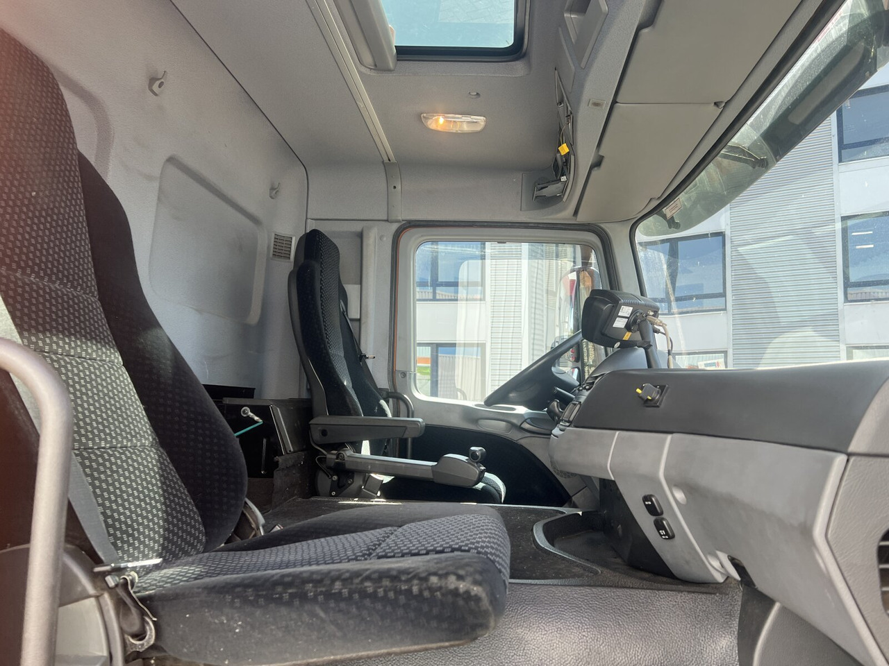 Mercedes-Benz Actros 2641/48 L 6x4 Actros 2641/48 L 6x4, Seilabroller, Haller Lotos, Zöller Schüttung - Garbage truck: picture 4 Mercedes-Benz Actros 2641/48 L 6x4 Actros 2641/48 L 6x4, Seilabroller, Haller Lotos, Zöller Schüttung - Garbage truck: picture 4