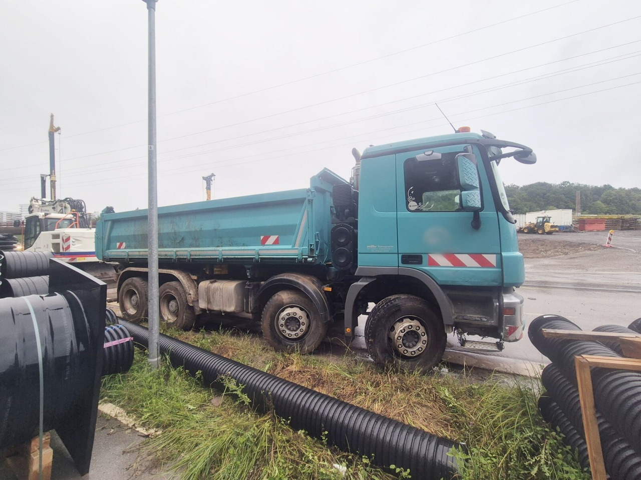 Mercedes-Benz Actros 3241 K 8x4/4 Actros 3241 K 8x4/4, Bordmatik - Tipper: picture 3 Mercedes-Benz Actros 3241 K 8x4/4 Actros 3241 K 8x4/4, Bordmatik - Tipper: picture 3