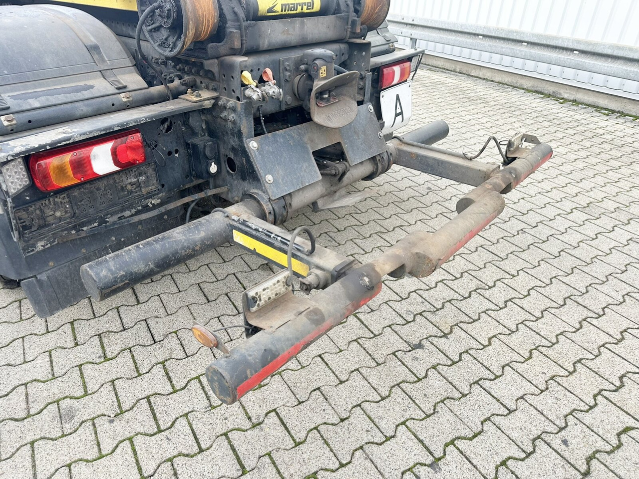 Mercedes-Benz Arocs 2552 L 6x2 Arocs 2552 L 6x2, Lenk-/Liftachse - Hook lift truck: picture 5 Mercedes-Benz Arocs 2552 L 6x2 Arocs 2552 L 6x2, Lenk-/Liftachse - Hook lift truck: picture 5