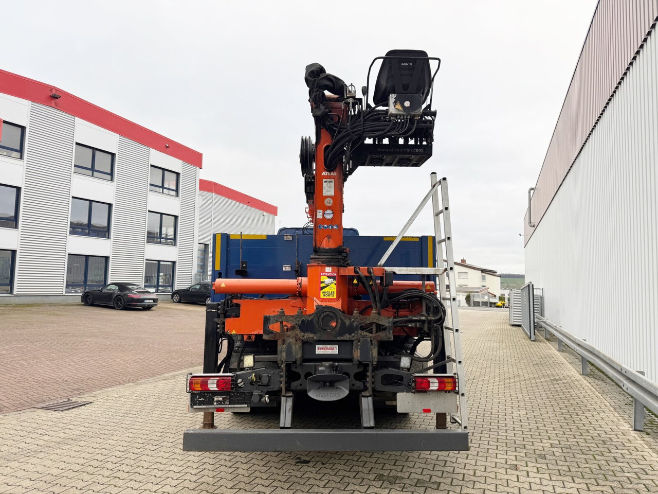 Mercedes-Benz Arocs 2642 6x4 Arocs 2642 6x4 mit Heckkran Atlas AK 186.3 V-2 leasing Mercedes-Benz Arocs 2642 6x4 Arocs 2642 6x4 mit Heckkran Atlas AK 186.3 V-2: picture 11 Mercedes-Benz Arocs 2642 6x4 Arocs 2642 6x4 mit Heckkran Atlas AK 186.3 V-2 leasing Mercedes-Benz Arocs 2642 6x4 Arocs 2642 6x4 mit Heckkran Atlas AK 186.3 V-2: picture 11