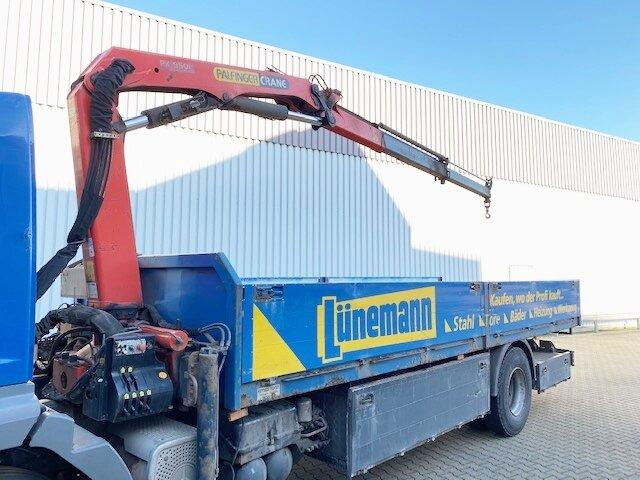 Crane truck, Dropside/ Flatbed truck Mercedes-Benz Axor 1828 L 4x2 Axor 1828 L 4x2 mit Kran Palfinger PK 9501, Funk: picture 12