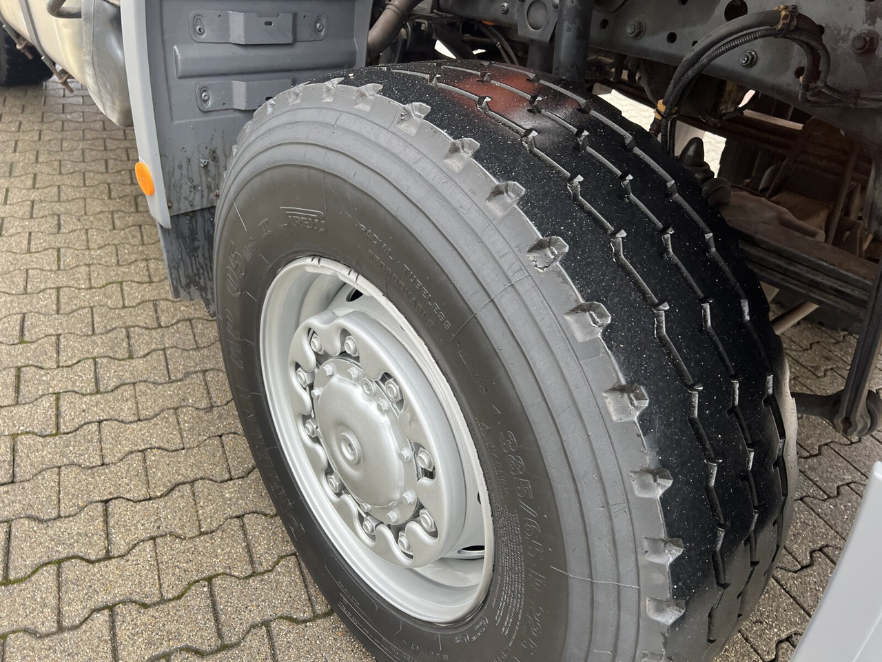 Mercedes-Benz Axor 1833 AK 4x4 Axor 1833 AK 4x4, Winterdienstausstattung - Tipper: picture 5 Mercedes-Benz Axor 1833 AK 4x4 Axor 1833 AK 4x4, Winterdienstausstattung - Tipper: picture 5