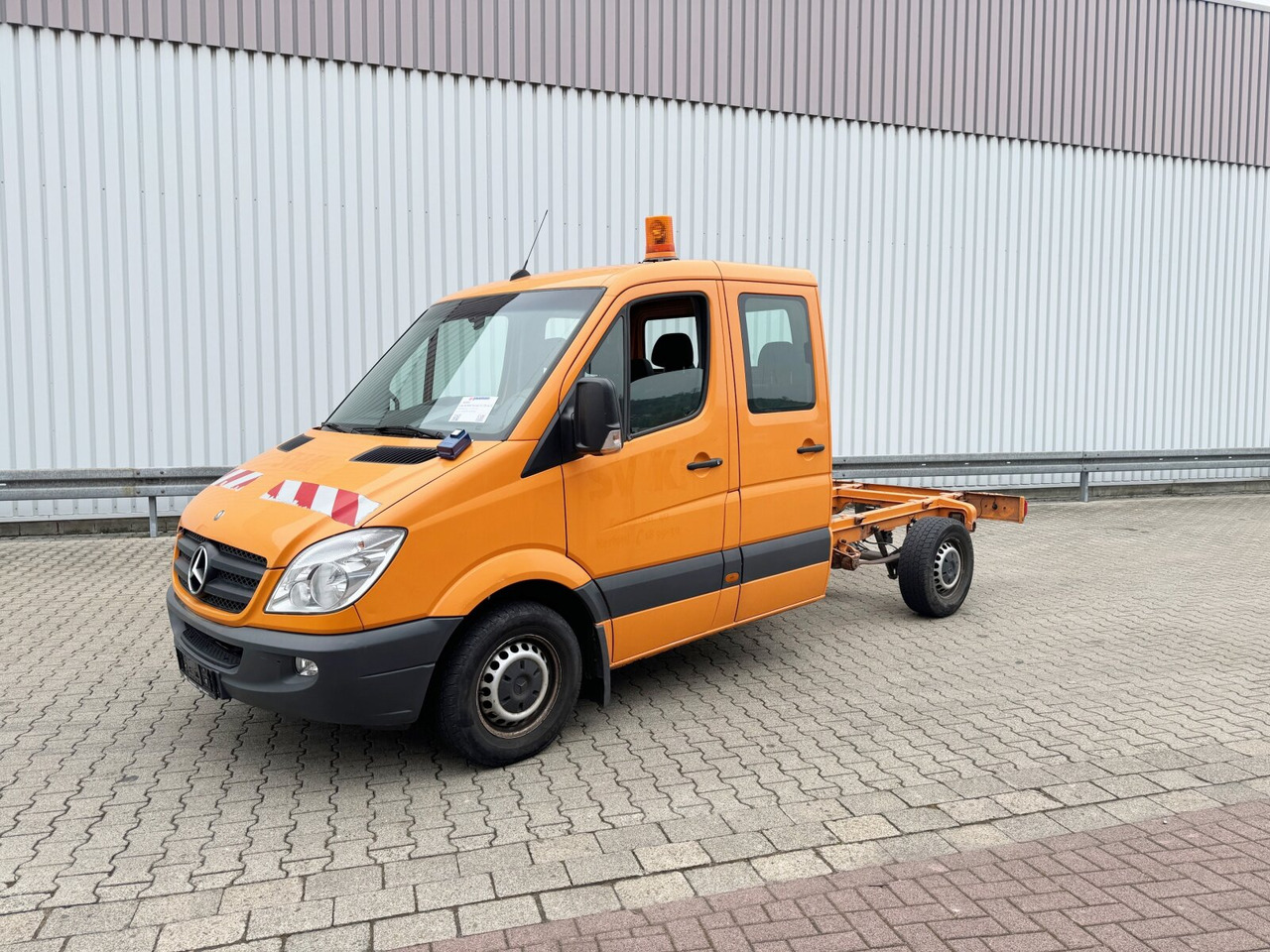 Mercedes-Benz Sprinter 313 CDI 4x2 Doka Sprinter 313 CDI 4x2 Doka, EEV - Cab chassis truck: picture 1 Mercedes-Benz Sprinter 313 CDI 4x2 Doka Sprinter 313 CDI 4x2 Doka, EEV - Cab chassis truck: picture 1