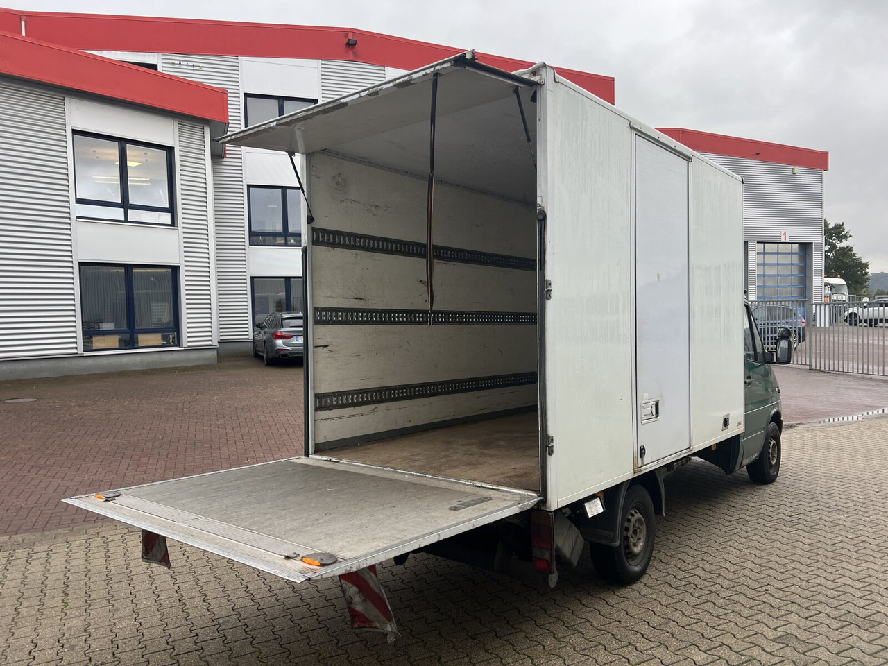 Mercedes-Benz Sprinter 313 CDI 4x2 Sprinter 313 CDI 4x2 mit LBW Sörensen leasing Mercedes-Benz Sprinter 313 CDI 4x2 Sprinter 313 CDI 4x2 mit LBW Sörensen: picture 10 Mercedes-Benz Sprinter 313 CDI 4x2 Sprinter 313 CDI 4x2 mit LBW Sörensen leasing Mercedes-Benz Sprinter 313 CDI 4x2 Sprinter 313 CDI 4x2 mit LBW Sörensen: picture 10