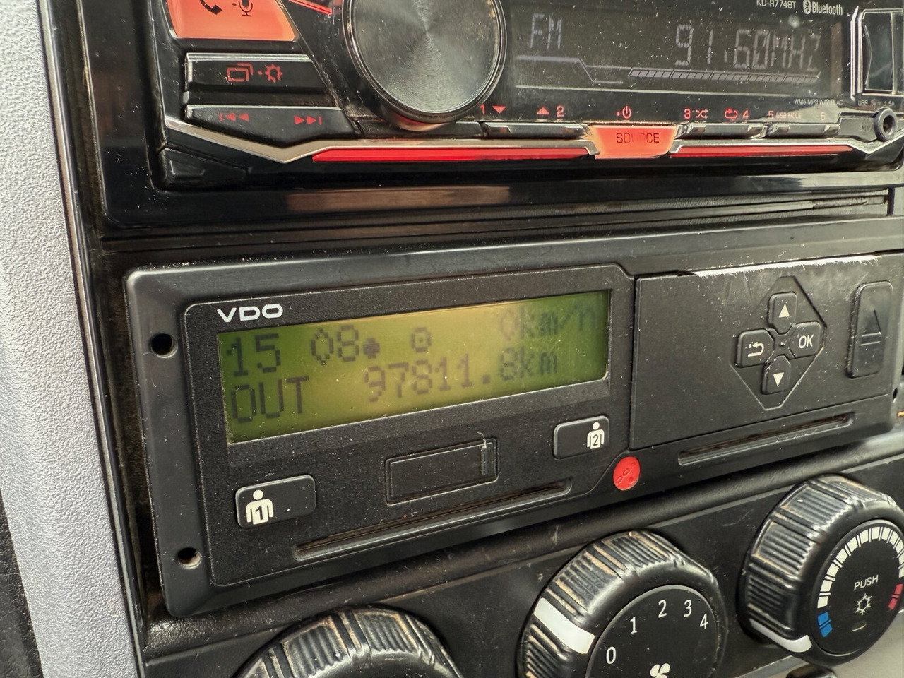 Mitsubishi Fuso 6C18D 4x4 Doka Fuso 6C18D 4x4 Doka - Tipper: picture 3 Mitsubishi Fuso 6C18D 4x4 Doka Fuso 6C18D 4x4 Doka - Tipper: picture 3