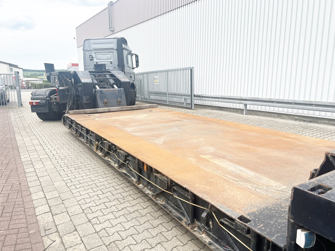 Nooteboom Euro-54-03 Euro-54-03, Schwanenhals abfahrbar, Hydr. Zwangsgelenkt - Low loader semi-trailer: picture 5 Nooteboom Euro-54-03 Euro-54-03, Schwanenhals abfahrbar, Hydr. Zwangsgelenkt - Low loader semi-trailer: picture 5
