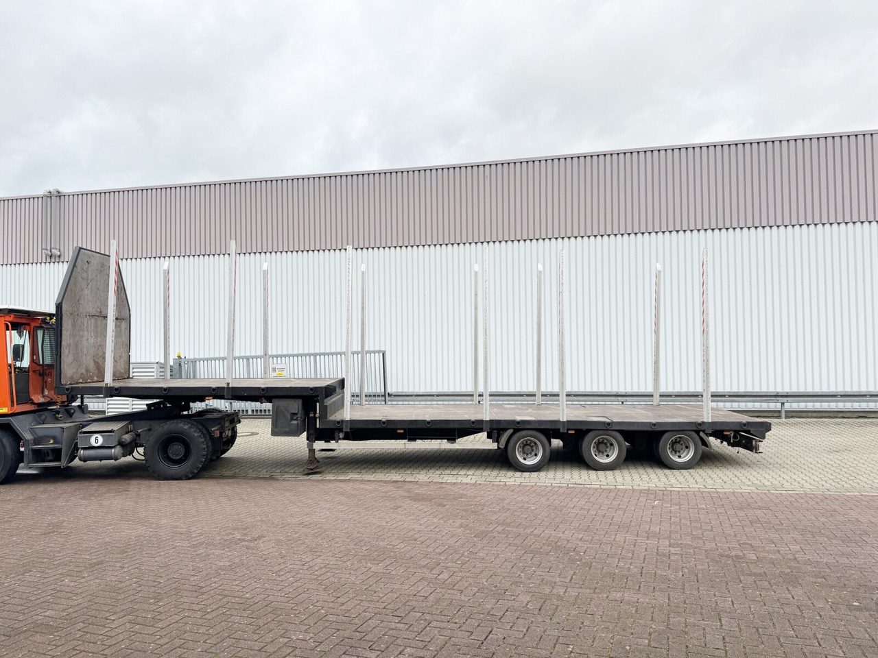 Low loader semi-trailer for transportation of heavy machinery ST1024P4-13,6 SCHROEDER ST1024P4-13,6, Rungen anlegbar: picture 8