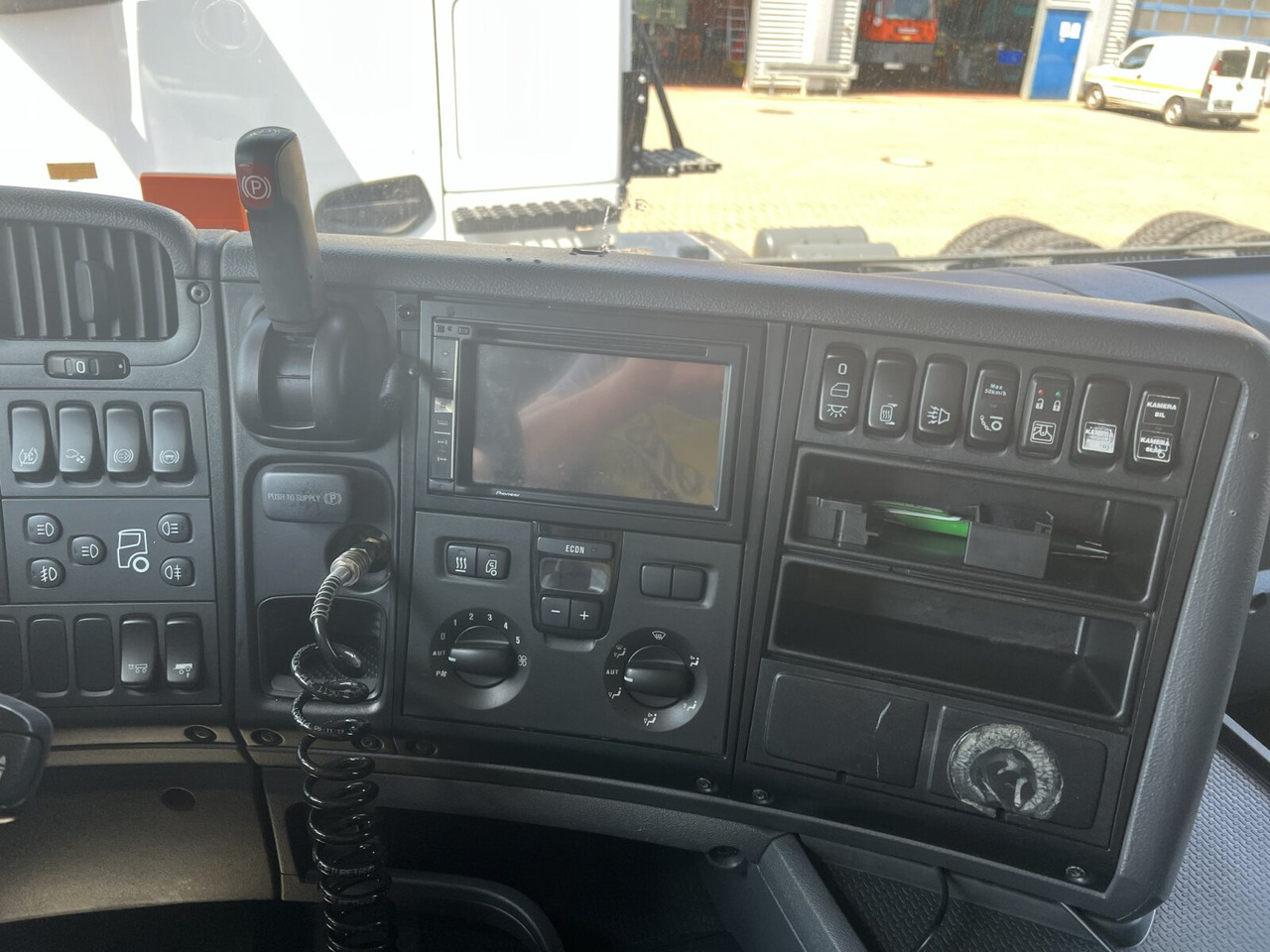 Scania G420 6x2, ERSATZTEILSPENDER! G420 6x2, Liftachse, Hiab LBW, Motor defekt! leasing Scania G420 6x2, ERSATZTEILSPENDER! G420 6x2, Liftachse, Hiab LBW, Motor defekt!: picture 6 Scania G420 6x2, ERSATZTEILSPENDER! G420 6x2, Liftachse, Hiab LBW, Motor defekt! leasing Scania G420 6x2, ERSATZTEILSPENDER! G420 6x2, Liftachse, Hiab LBW, Motor defekt!: picture 6