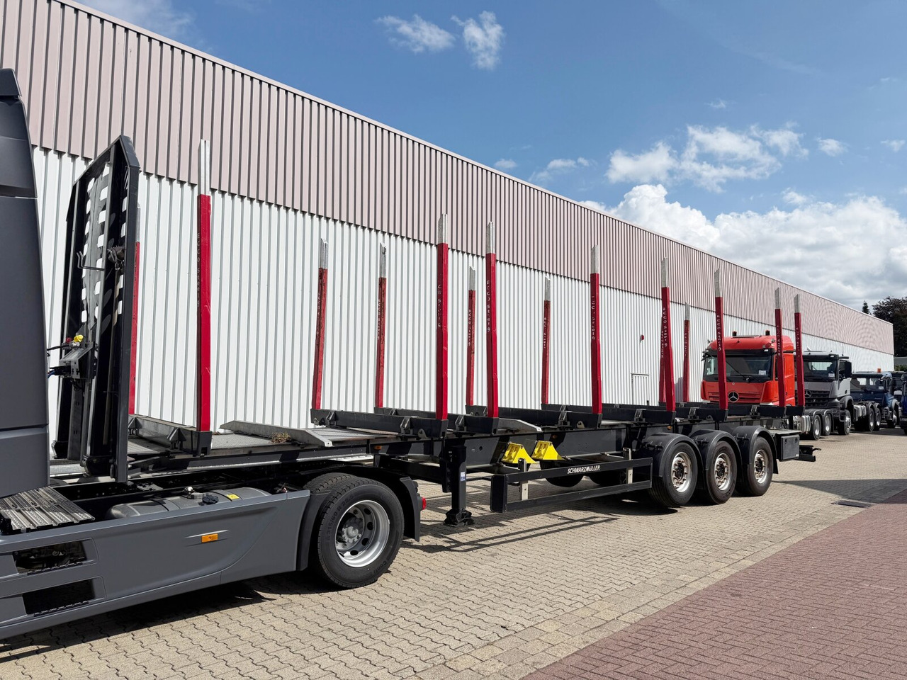 Schwarzmüller 3-Achs Holzauflieger 3-Achs Holzauflieger, Liftachse, MEHRFACH VORHANDEN! - Timber semi-trailer: picture 1 Schwarzmüller 3-Achs Holzauflieger 3-Achs Holzauflieger, Liftachse, MEHRFACH VORHANDEN! - Timber semi-trailer: picture 1