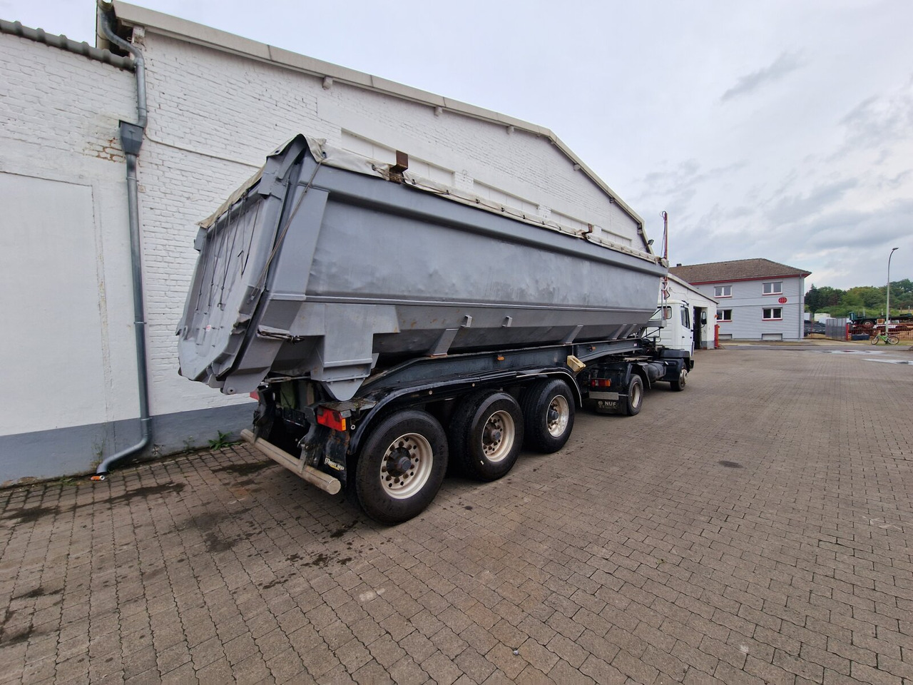 Meierling MKS 24 Meierling Combimulde MSK 24, 5.600 kg Leergew., 24 cbm - Semi-trailer: picture 4 Meierling MKS 24 Meierling Combimulde MSK 24, 5.600 kg Leergew., 24 cbm - Semi-trailer: picture 4