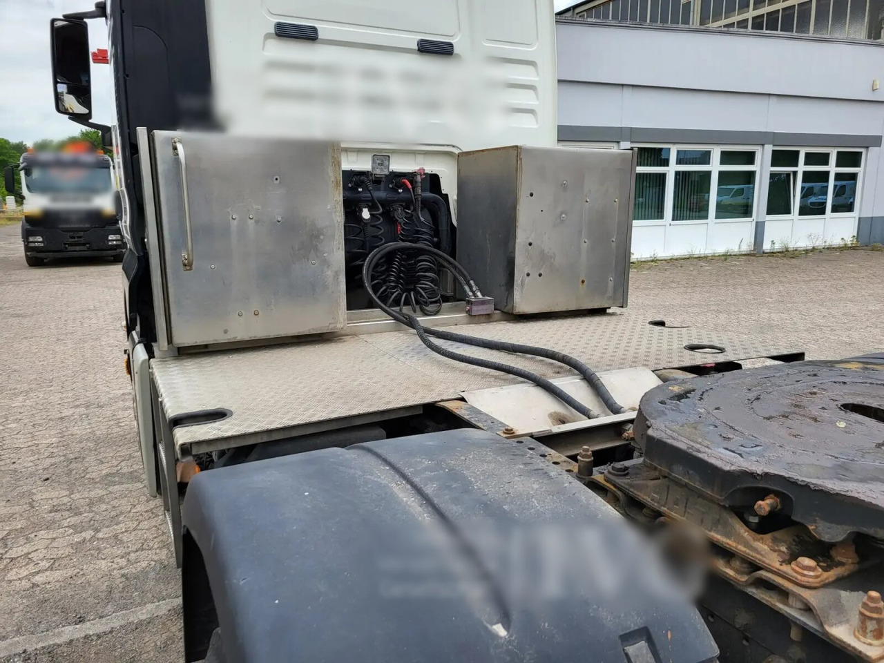 MAN TGX 26.480 6x4 BLS TGX 26.480 6x4 BLS, Retarder, Navi, XLX, Standklima, Hydraulik, zGG 65t - Tractor unit: picture 4 MAN TGX 26.480 6x4 BLS TGX 26.480 6x4 BLS, Retarder, Navi, XLX, Standklima, Hydraulik, zGG 65t - Tractor unit: picture 4