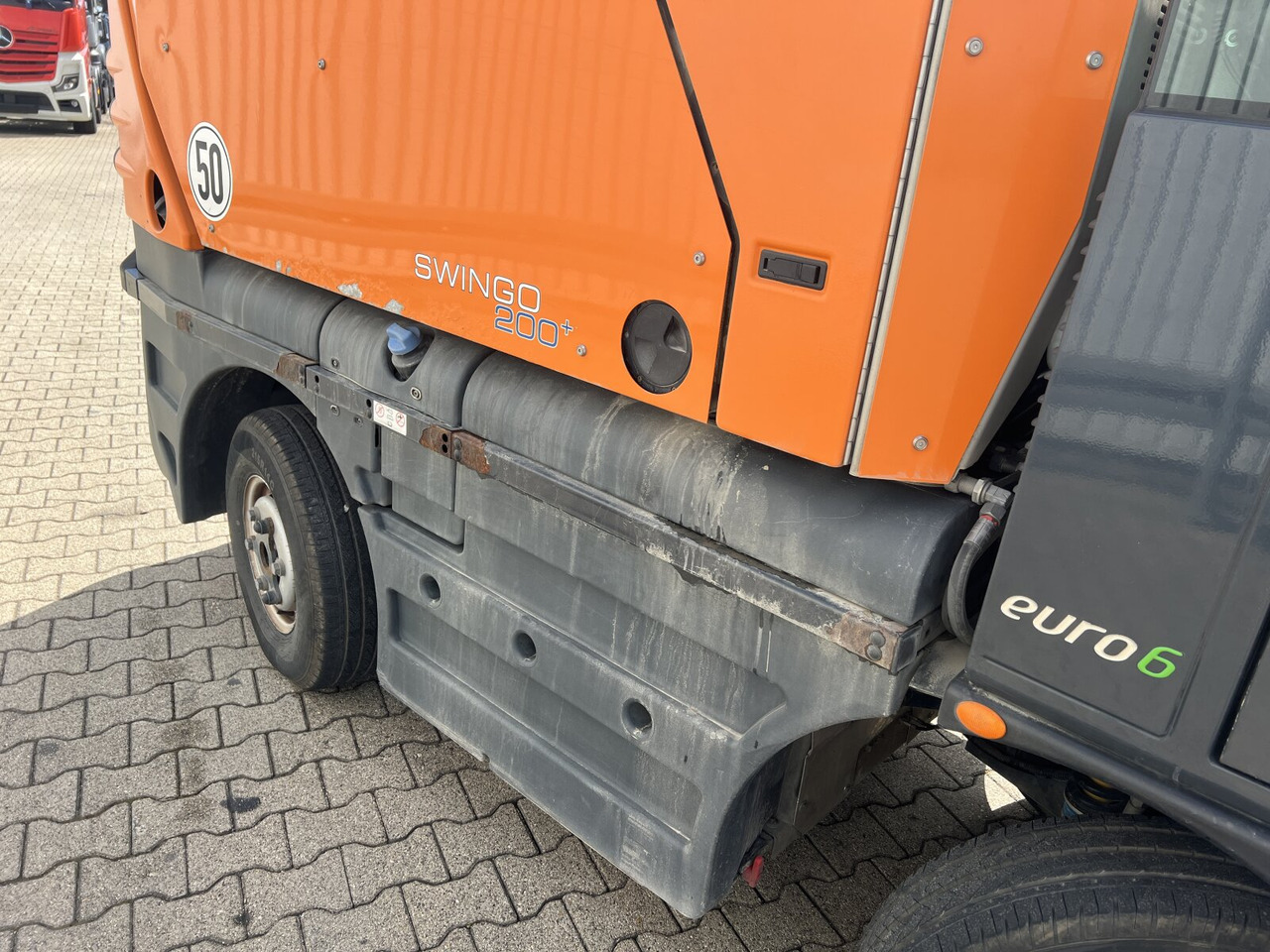 Schmidt Swingo Compact 200 4x2 Swingo Compact 200 4x2, Kehrmaschine - Truck: picture 4 Schmidt Swingo Compact 200 4x2 Swingo Compact 200 4x2, Kehrmaschine - Truck: picture 4