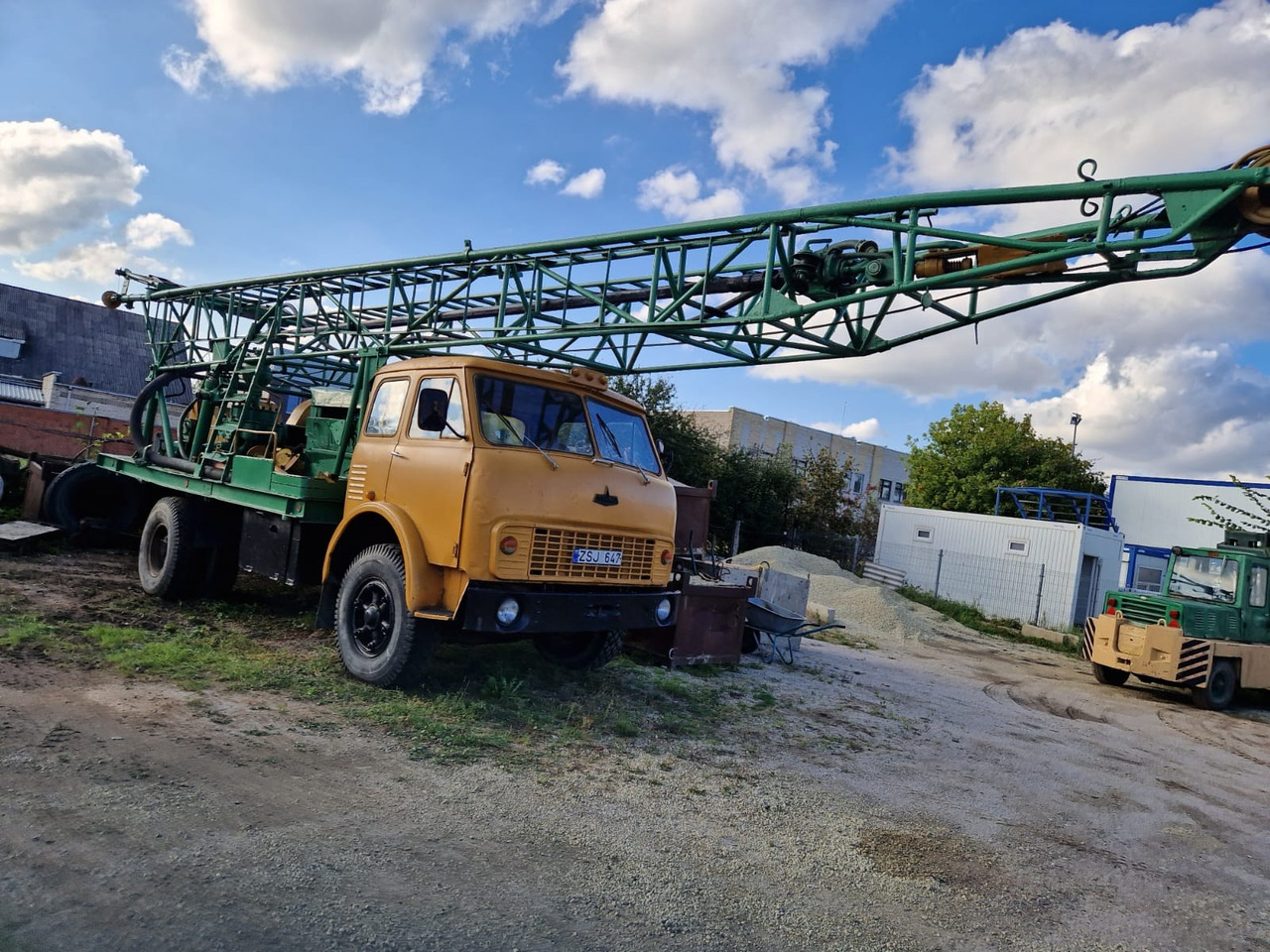 URB 3A3 - Drilling rig: picture 1 URB 3A3 - Drilling rig: picture 1