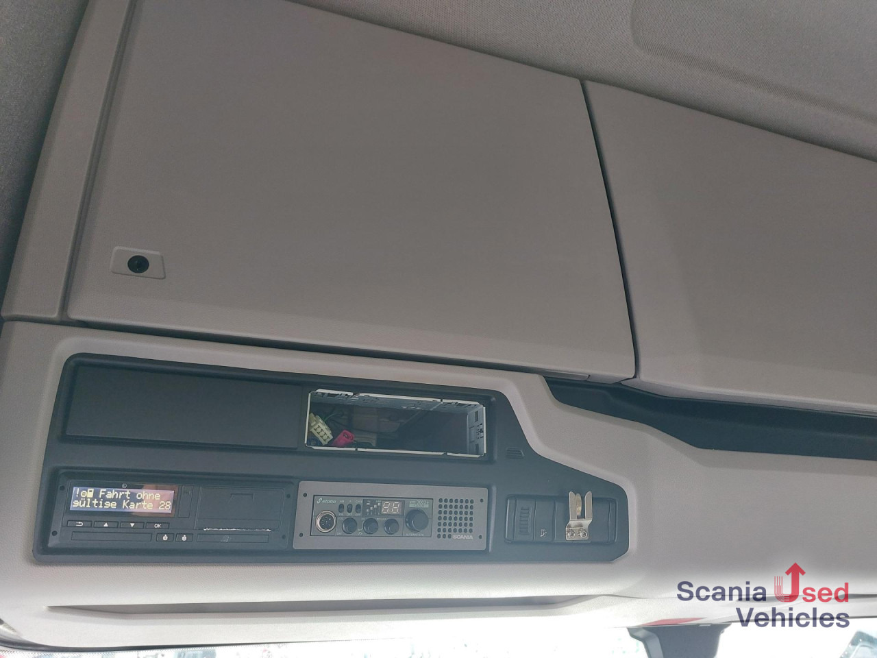 SCANIA R 410 A6x2/4LB - Tractor unit: picture 5 SCANIA R 410 A6x2/4LB - Tractor unit: picture 5